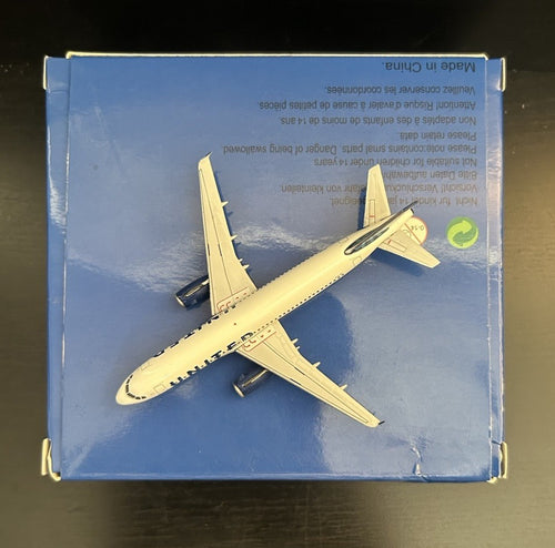 Aeroclassics 1:400 United Airlines Airbus A320-200 N1913U AC419616 Diecast RARE