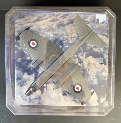 Corgi 1/72 English Electric Canberra B2/6 Air Atlantique 2004 G-BVWC AA34705