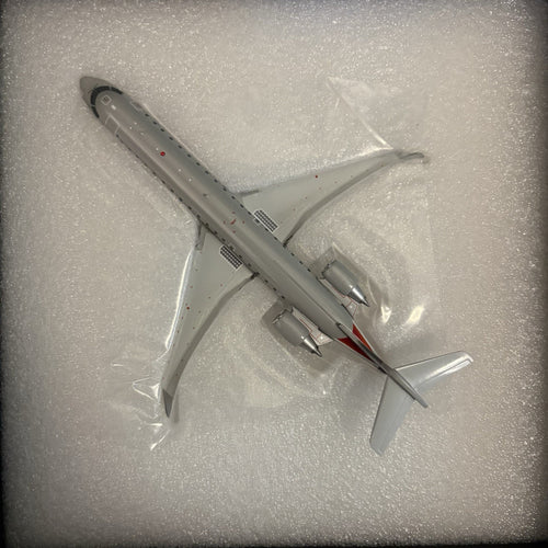 GeminiJets 1:200 American Eagle Bombardier CRJ-700 N604SK G2AAL1020 Skywest