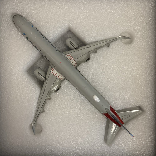 GeminiJets 1:200 American Airlines Airbus A321neo N421UW G2AAL1107 Scale Model