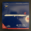 GeminiJets 1:400 Delta Air Lines Boeing 757-300 N581NW GJDAL1739 Scale Model