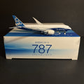 Hogan 1:400 Boeing 787-8 Dreamliner Premier Collection Scale Model Airplane
