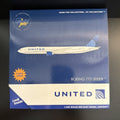 GeminiJets 1:400 United Airlines Boeing 777-300ER GJUAL2214F N2352U Flaps Down