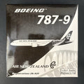 Phoenix Model 1:400 Air New Zealand Boeing 787-9 ZK-NZF Scale Diecast PH411012