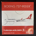 Phoenix Model 1:400 Turkish Airlines Boeing 737-900ER TC-JYA PH410597 Diecast