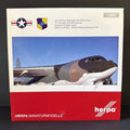 Herpa 1:200 USAF Boeing B-52G Stratofortress Andersen AB 59-2584 559294 Model