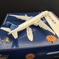 GeminiJets 1:400 United Airlines Boeing 777-300ER GJUAL2214F N2352U Flaps Down